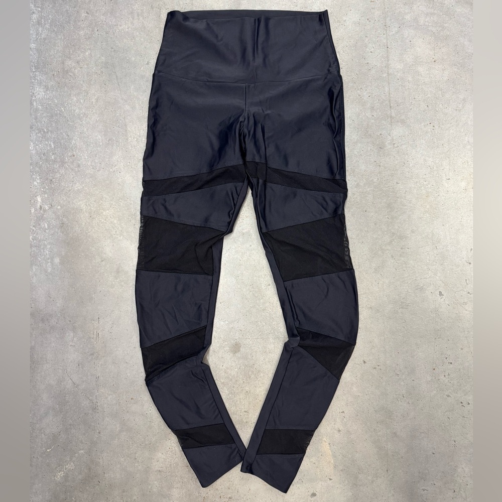 Women’s Black High Waisted Mesh Panel Leggings Size M/L